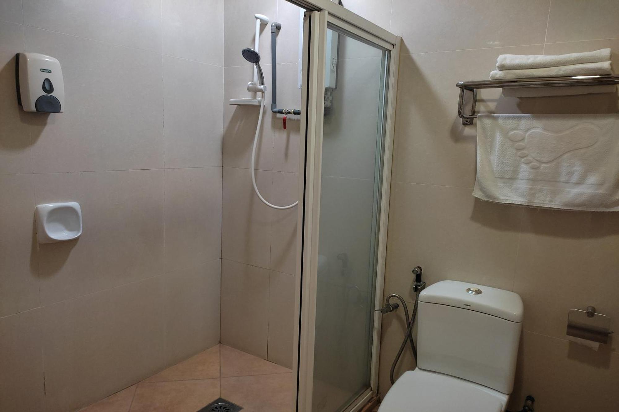 Hotel D'New 1 Kk Sabah Donggongon Экстерьер фото